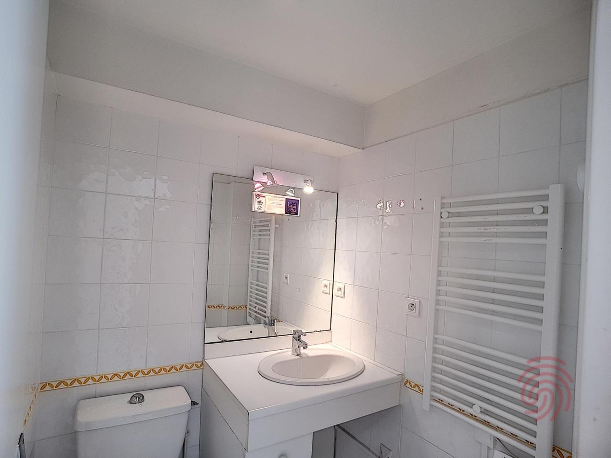 Appart F2 A Lamalou, Terrasse, Wifi, Animaux Acceptes, Proche Centre & Thermes - Fr-1-451-24 Kültér fotó